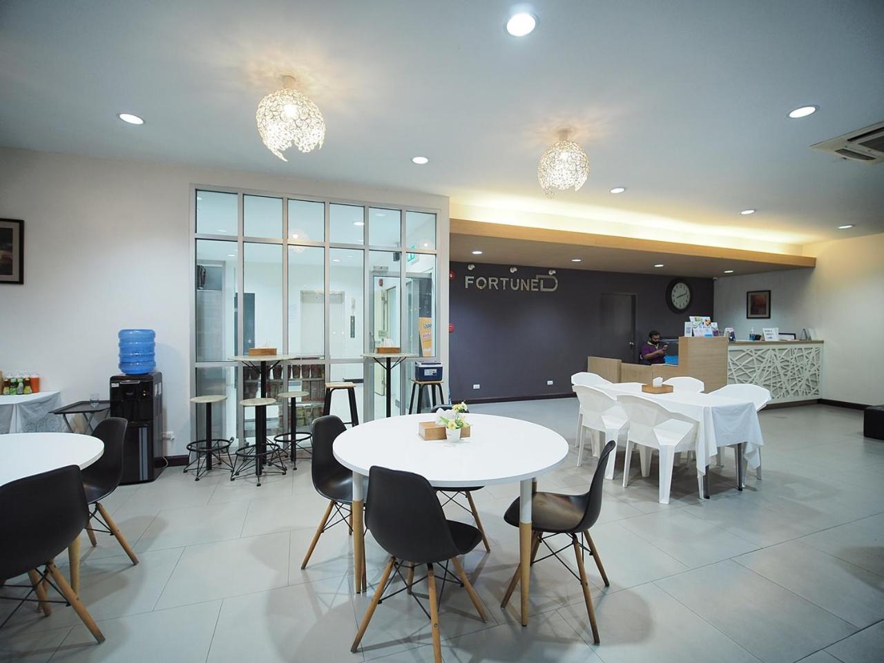 Fortune D Hotel Maesot Mae Sot Bagian luar foto